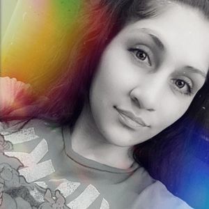 Meet your Posher, Cassandra